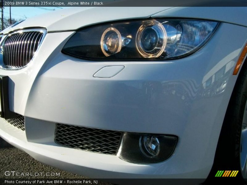 Alpine White / Black 2009 BMW 3 Series 335xi Coupe