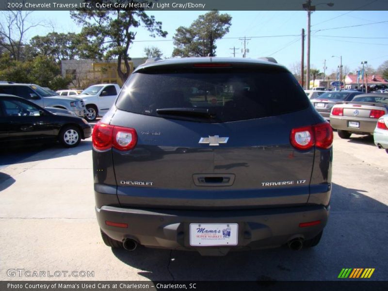 Cyber Gray Metallic / Light Gray/Ebony 2009 Chevrolet Traverse LTZ