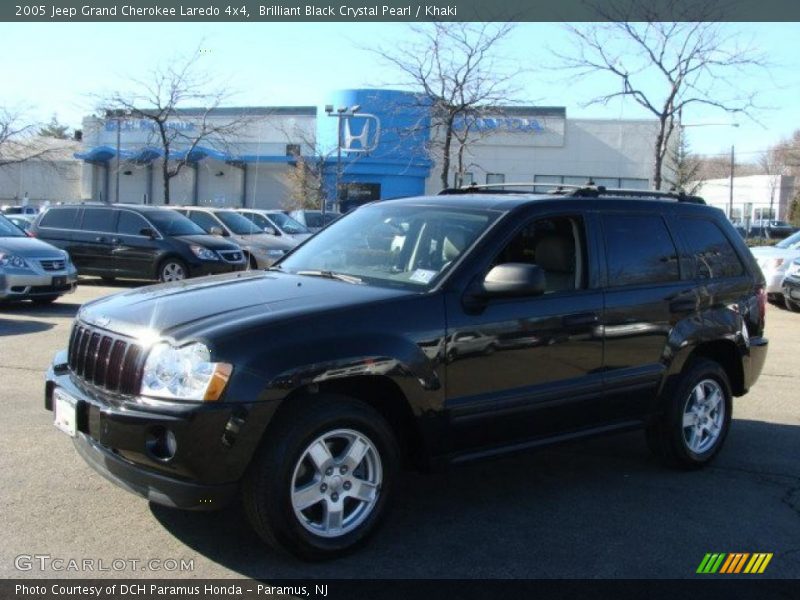 Brilliant Black Crystal Pearl / Khaki 2005 Jeep Grand Cherokee Laredo 4x4