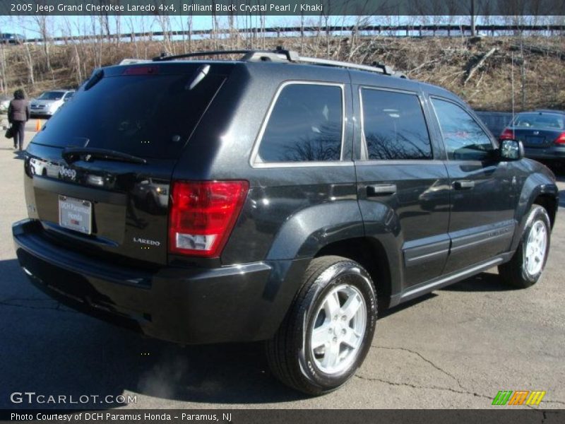 Brilliant Black Crystal Pearl / Khaki 2005 Jeep Grand Cherokee Laredo 4x4