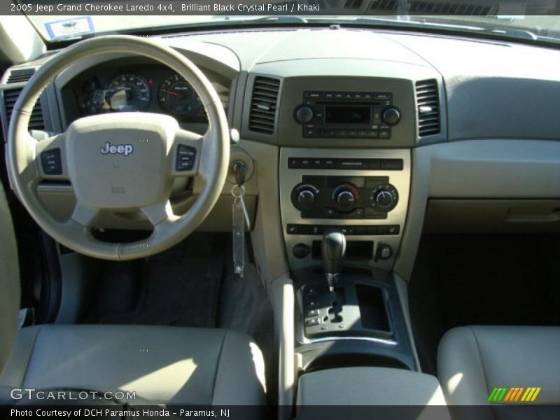 Brilliant Black Crystal Pearl / Khaki 2005 Jeep Grand Cherokee Laredo 4x4