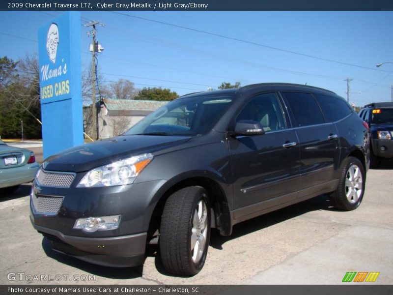 Cyber Gray Metallic / Light Gray/Ebony 2009 Chevrolet Traverse LTZ