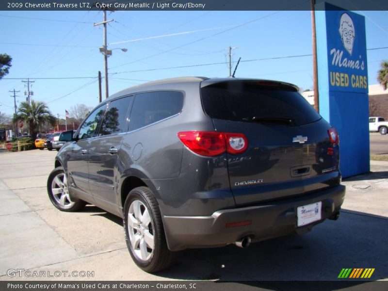 Cyber Gray Metallic / Light Gray/Ebony 2009 Chevrolet Traverse LTZ