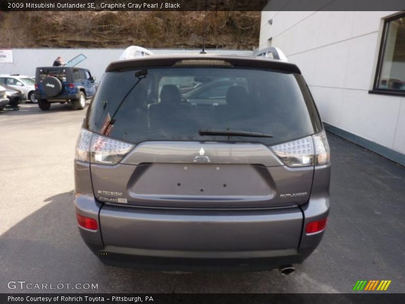 Graphite Gray Pearl / Black 2009 Mitsubishi Outlander SE