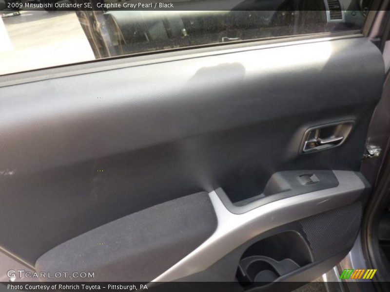 Graphite Gray Pearl / Black 2009 Mitsubishi Outlander SE