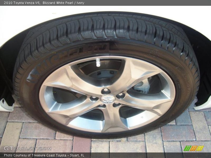 Blizzard White Pearl / Ivory 2010 Toyota Venza V6