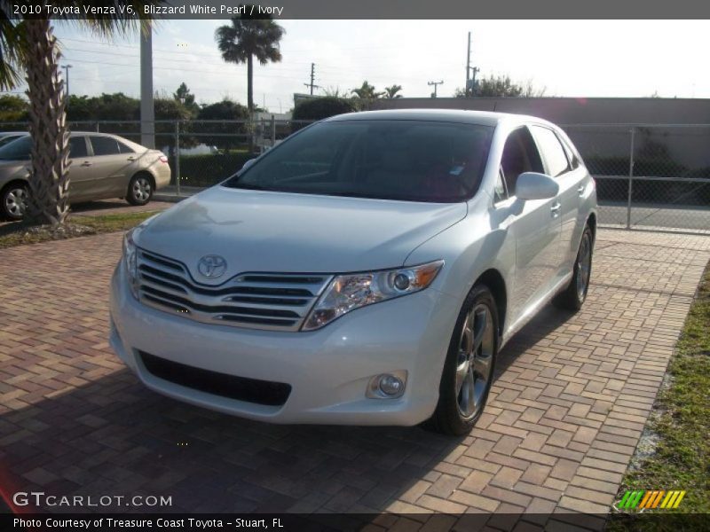 Blizzard White Pearl / Ivory 2010 Toyota Venza V6