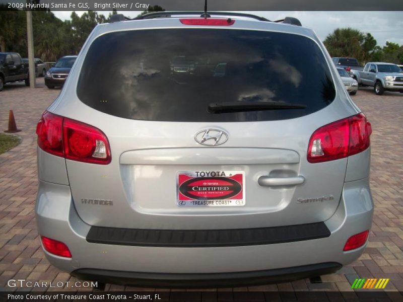 Bright Silver / Gray 2009 Hyundai Santa Fe GLS