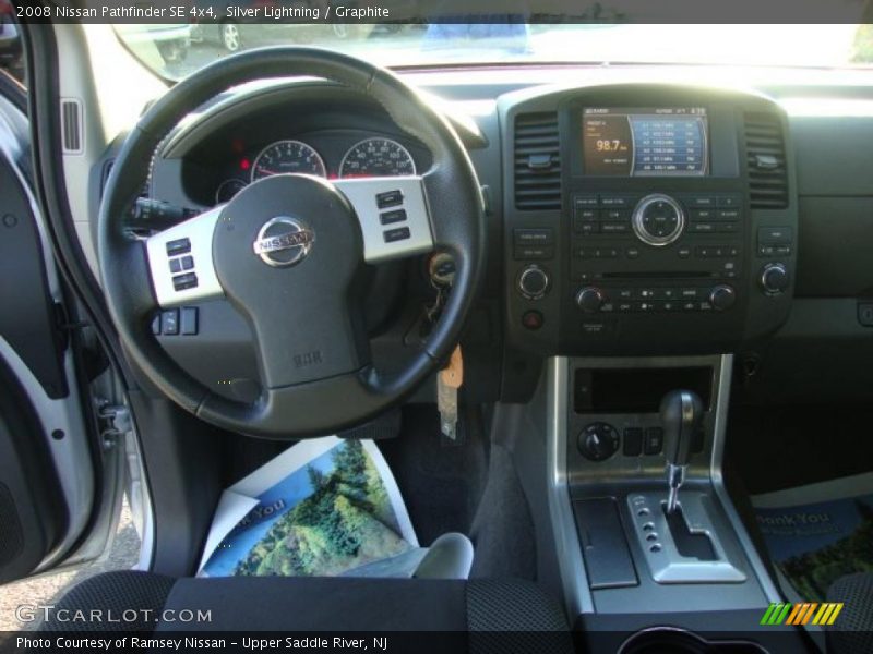 Silver Lightning / Graphite 2008 Nissan Pathfinder SE 4x4