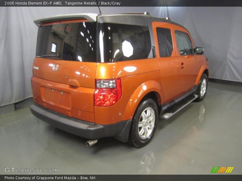 Tangerine Metallic / Black/Gray 2006 Honda Element EX-P AWD