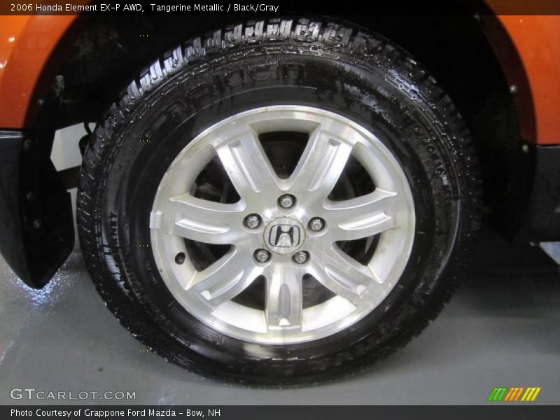 Tangerine Metallic / Black/Gray 2006 Honda Element EX-P AWD