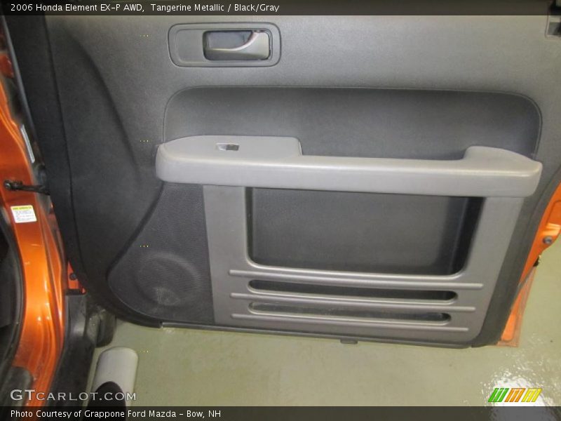 Tangerine Metallic / Black/Gray 2006 Honda Element EX-P AWD