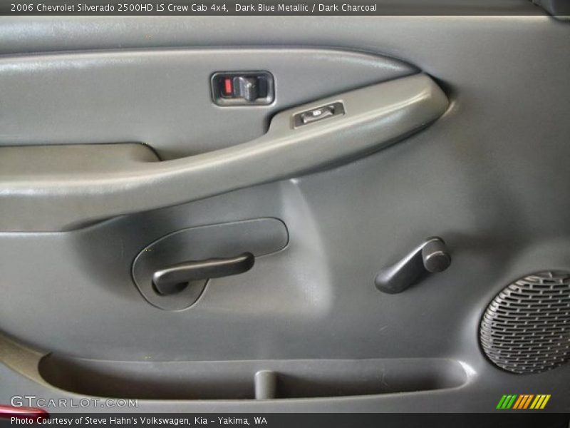Dark Blue Metallic / Dark Charcoal 2006 Chevrolet Silverado 2500HD LS Crew Cab 4x4