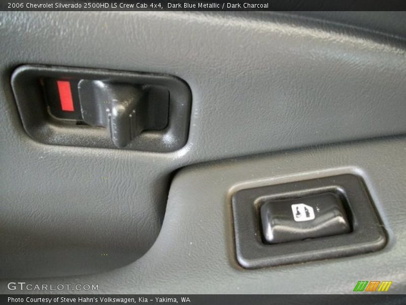 Dark Blue Metallic / Dark Charcoal 2006 Chevrolet Silverado 2500HD LS Crew Cab 4x4