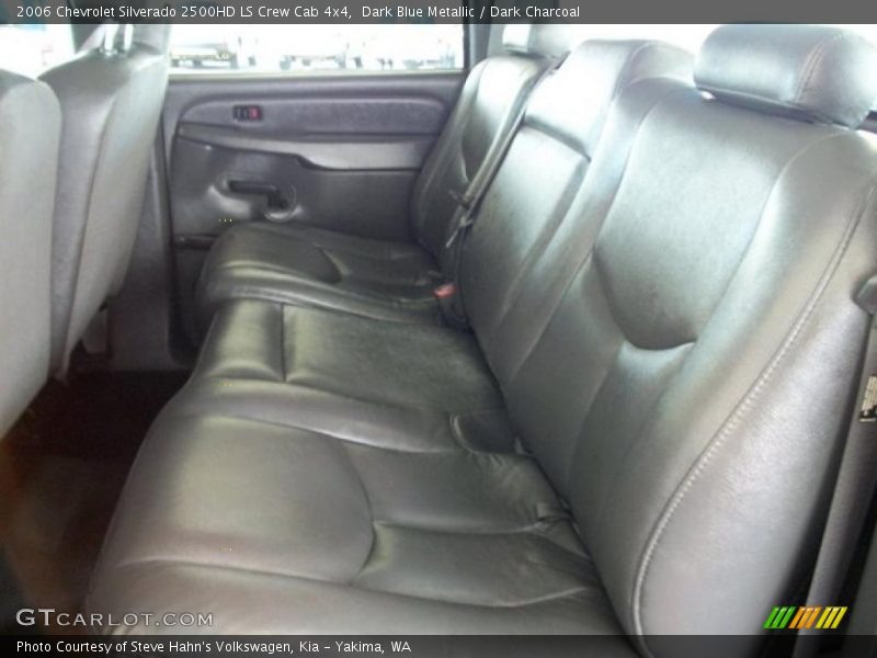Dark Blue Metallic / Dark Charcoal 2006 Chevrolet Silverado 2500HD LS Crew Cab 4x4