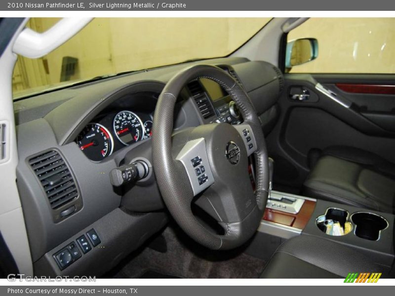 Silver Lightning Metallic / Graphite 2010 Nissan Pathfinder LE