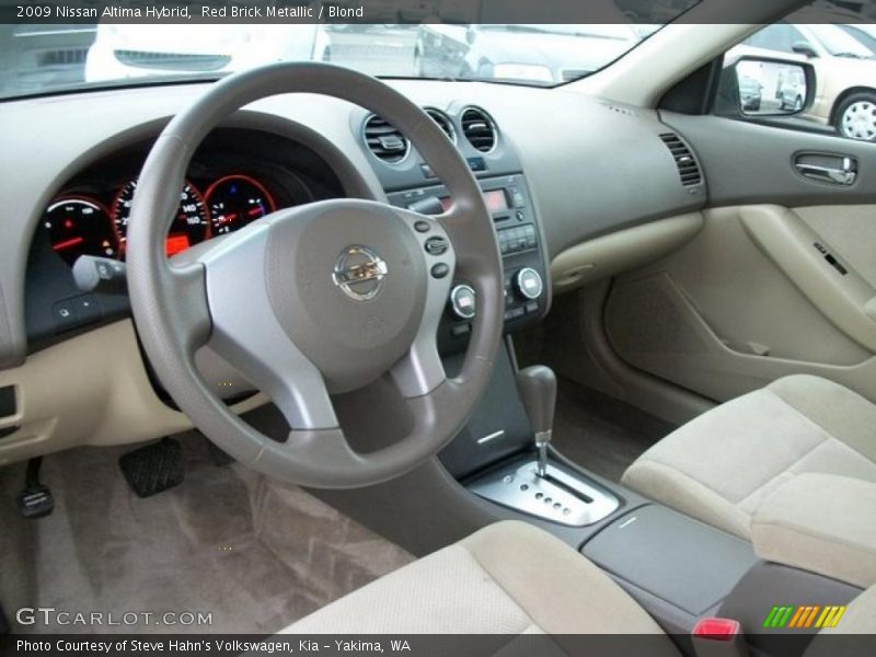  2009 Altima Hybrid Blond Interior