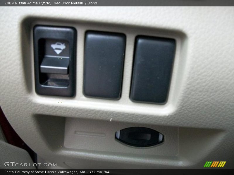 Red Brick Metallic / Blond 2009 Nissan Altima Hybrid
