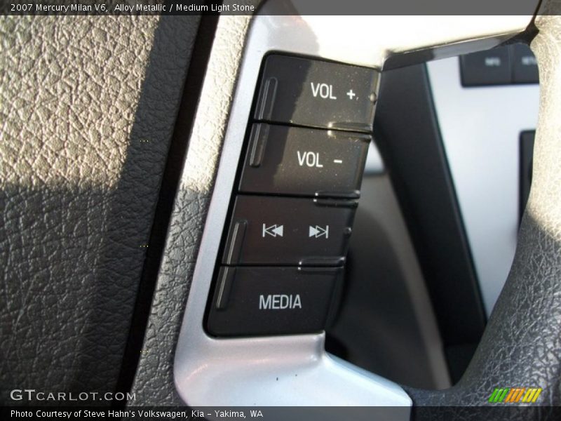 Alloy Metallic / Medium Light Stone 2007 Mercury Milan V6