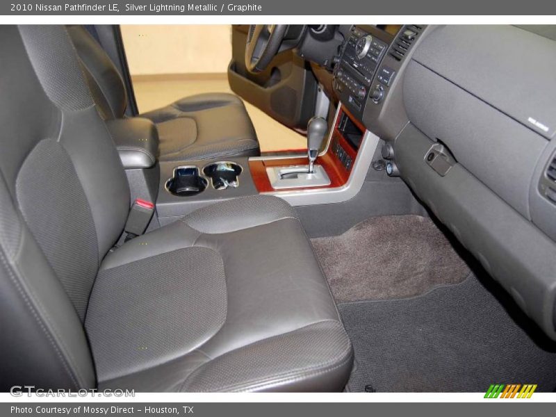 Silver Lightning Metallic / Graphite 2010 Nissan Pathfinder LE
