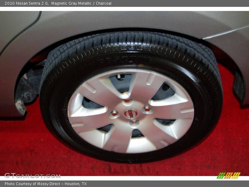 Magnetic Gray Metallic / Charcoal 2010 Nissan Sentra 2.0