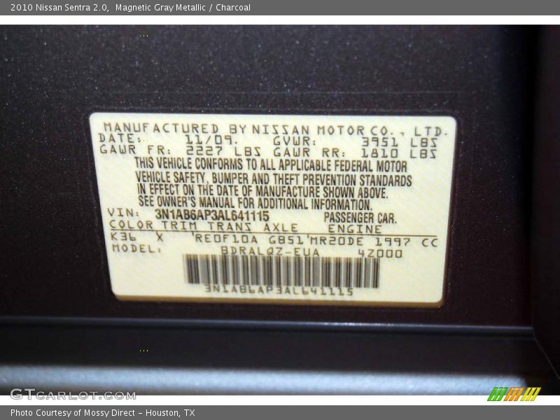 Magnetic Gray Metallic / Charcoal 2010 Nissan Sentra 2.0