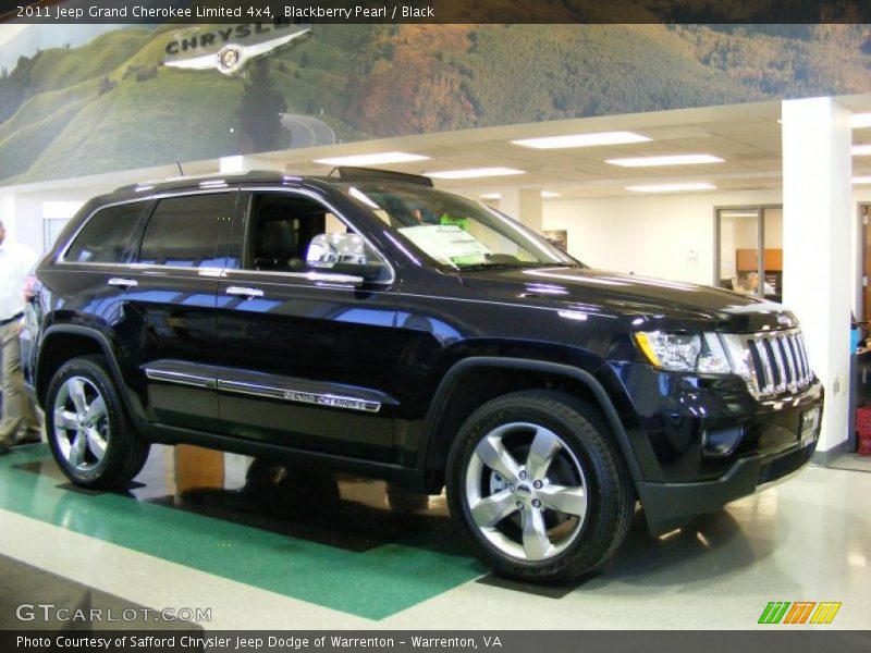 Blackberry Pearl / Black 2011 Jeep Grand Cherokee Limited 4x4