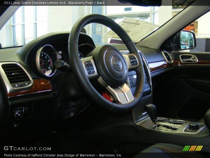 Blackberry Pearl / Black 2011 Jeep Grand Cherokee Limited 4x4