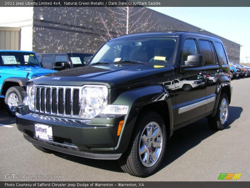 Front 3/4 View of 2011 Liberty Limited 4x4