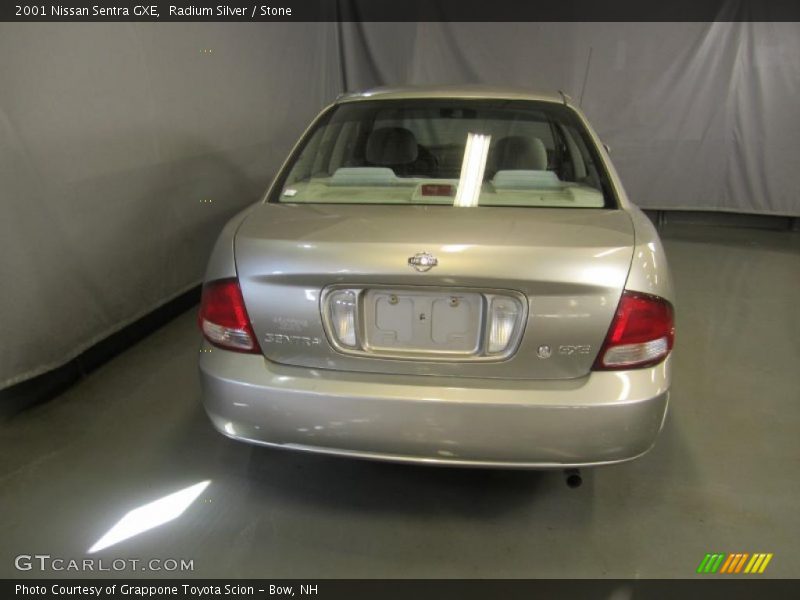 Radium Silver / Stone 2001 Nissan Sentra GXE