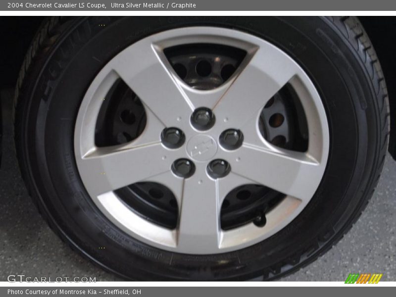 Ultra Silver Metallic / Graphite 2004 Chevrolet Cavalier LS Coupe