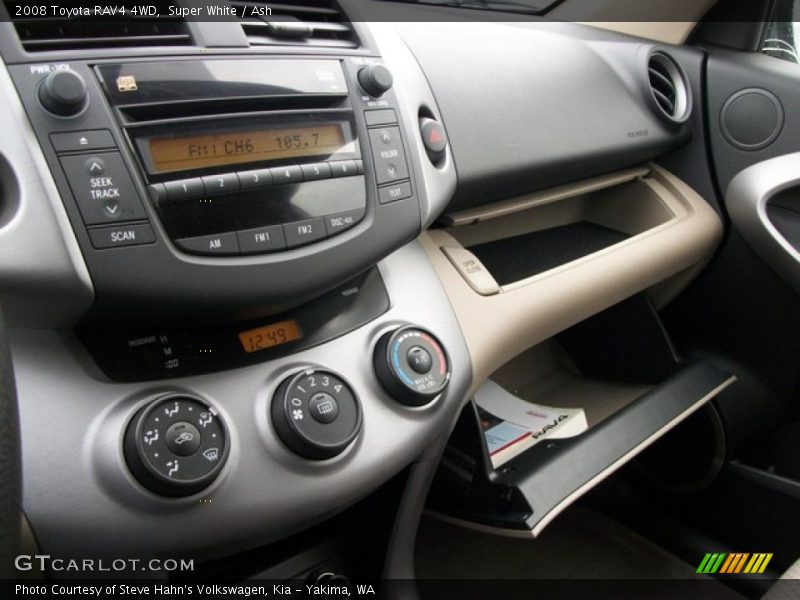 Super White / Ash 2008 Toyota RAV4 4WD
