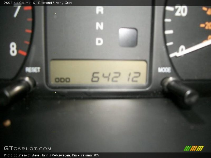 Diamond Silver / Gray 2004 Kia Optima LX