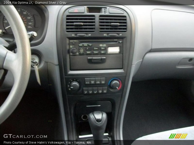 Diamond Silver / Gray 2004 Kia Optima LX