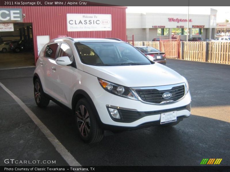 Clear White / Alpine Gray 2011 Kia Sportage EX
