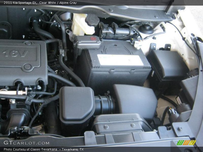 Clear White / Alpine Gray 2011 Kia Sportage EX