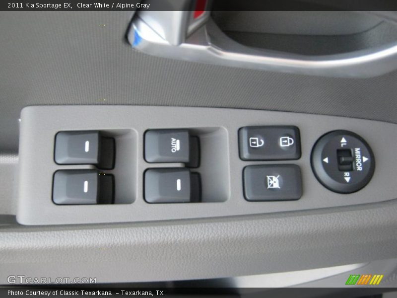 Controls of 2011 Sportage EX