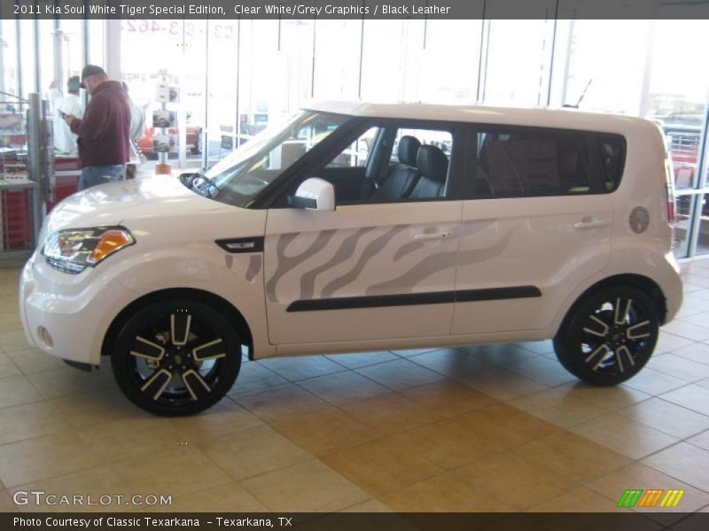  2011 Soul White Tiger Special Edition Clear White/Grey Graphics