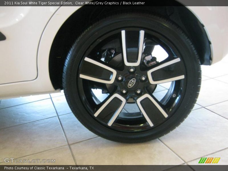  2011 Soul White Tiger Special Edition Wheel