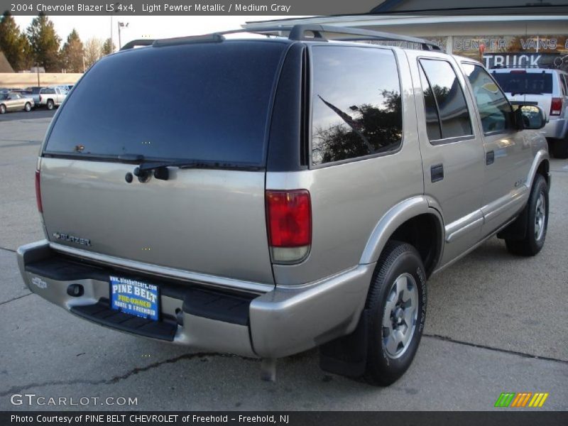 Light Pewter Metallic / Medium Gray 2004 Chevrolet Blazer LS 4x4