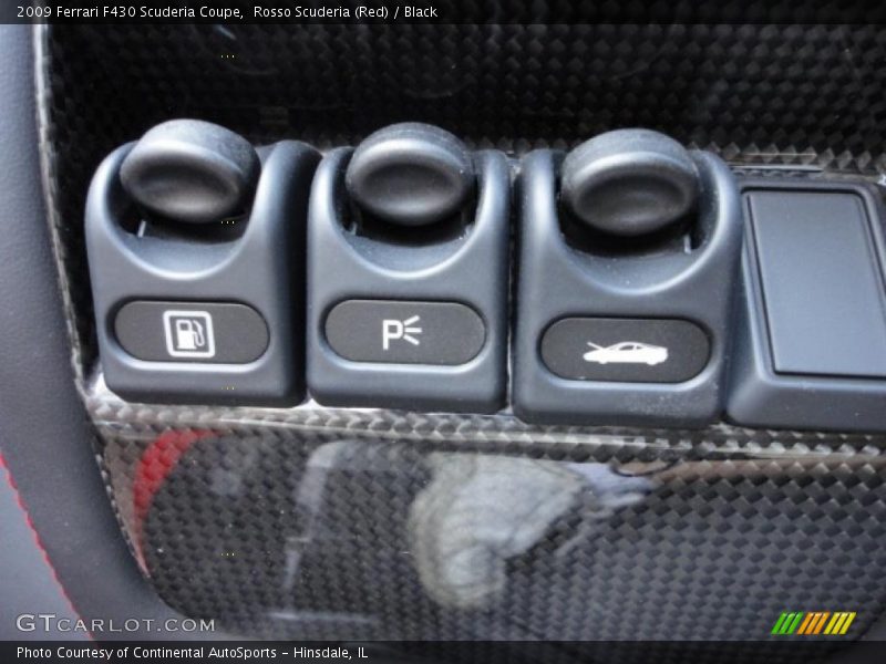 Controls of 2009 F430 Scuderia Coupe