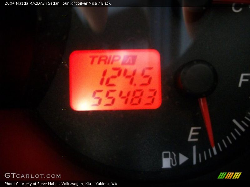 Sunlight Silver Mica / Black 2004 Mazda MAZDA3 i Sedan