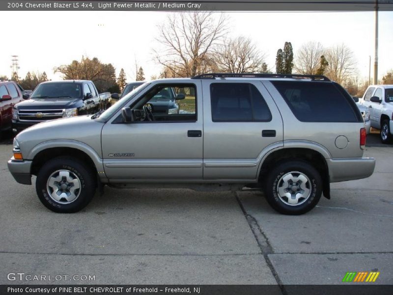 Light Pewter Metallic / Medium Gray 2004 Chevrolet Blazer LS 4x4