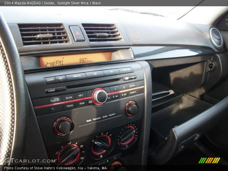 Sunlight Silver Mica / Black 2004 Mazda MAZDA3 i Sedan