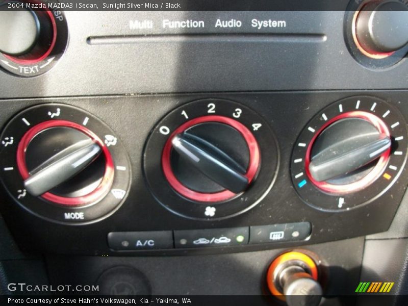 Sunlight Silver Mica / Black 2004 Mazda MAZDA3 i Sedan