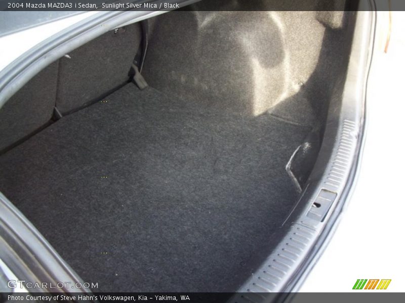 Sunlight Silver Mica / Black 2004 Mazda MAZDA3 i Sedan