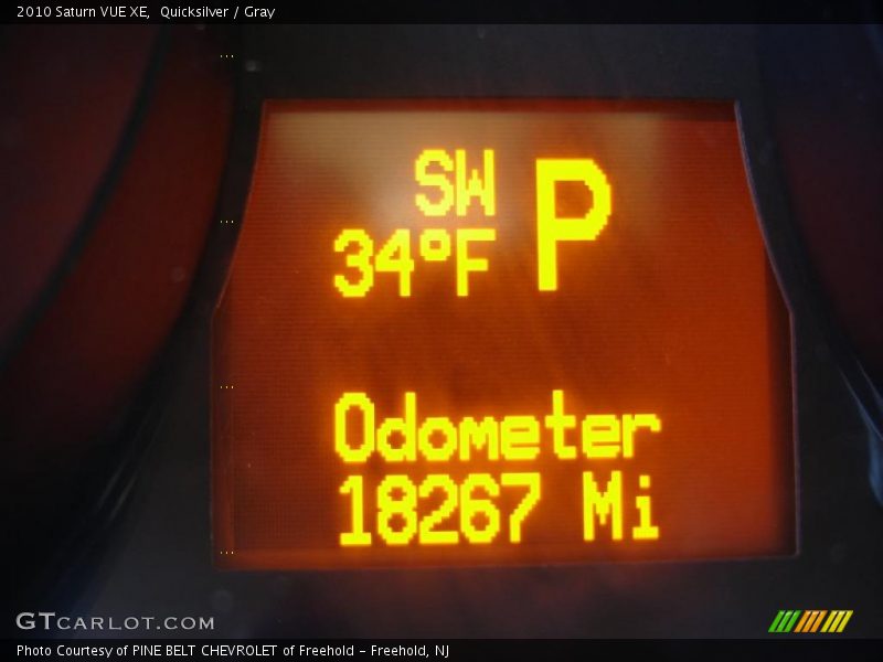 Quicksilver / Gray 2010 Saturn VUE XE