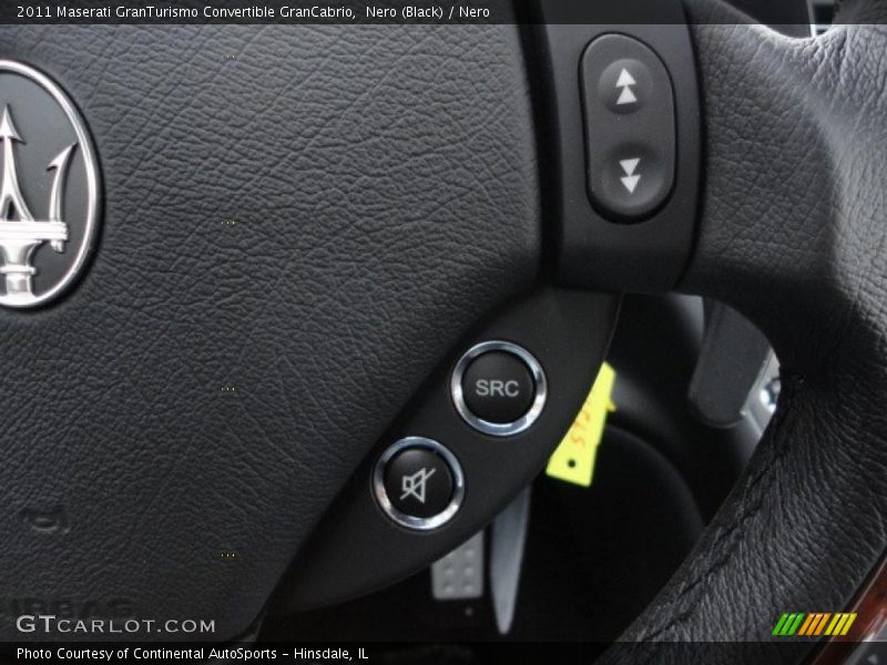 Controls of 2011 GranTurismo Convertible GranCabrio