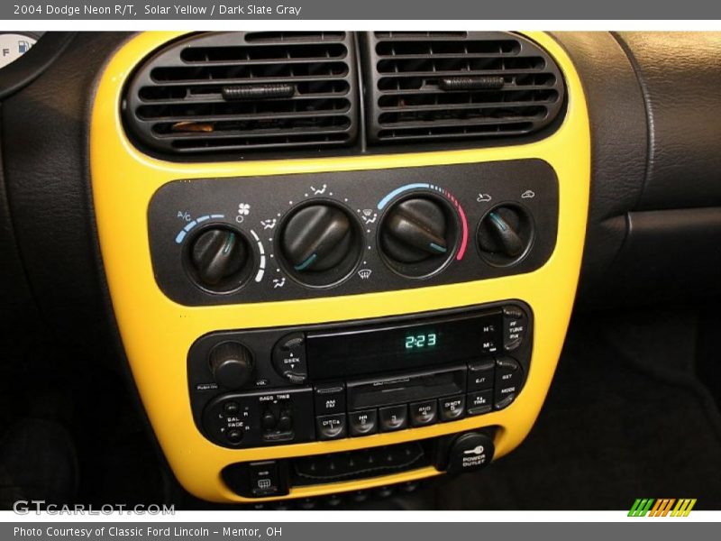 Controls of 2004 Neon R/T