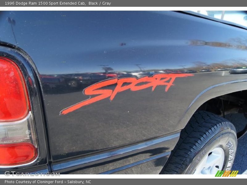  1996 Ram 1500 Sport Extended Cab Logo